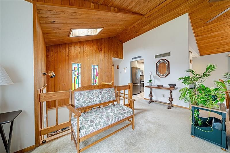 140 Stump Dr, Rostraver Township, PA 15012 Zillow