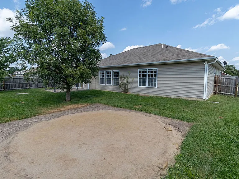 4207 Black Tail Dr — Photo 32