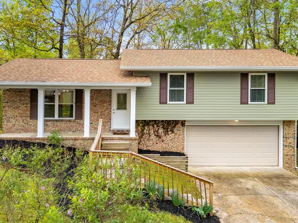 682 Charbell St, Hixson, TN 37343