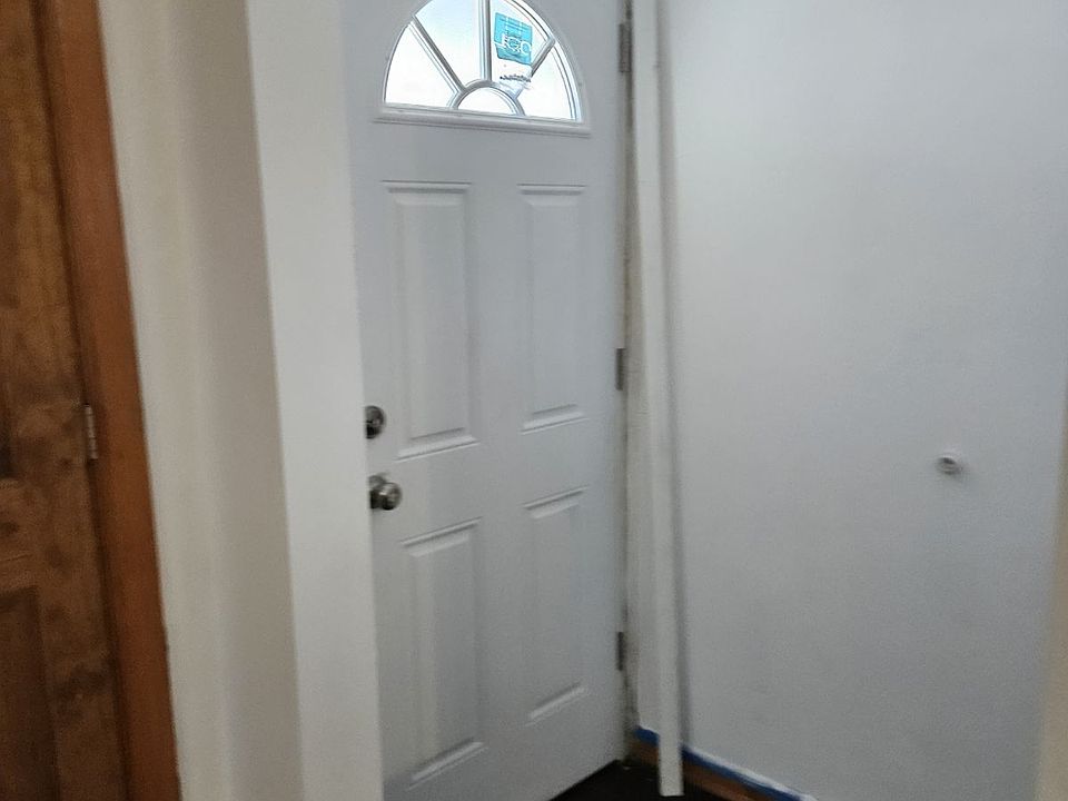 1st image of 3329 S Ashland Ave APT 1