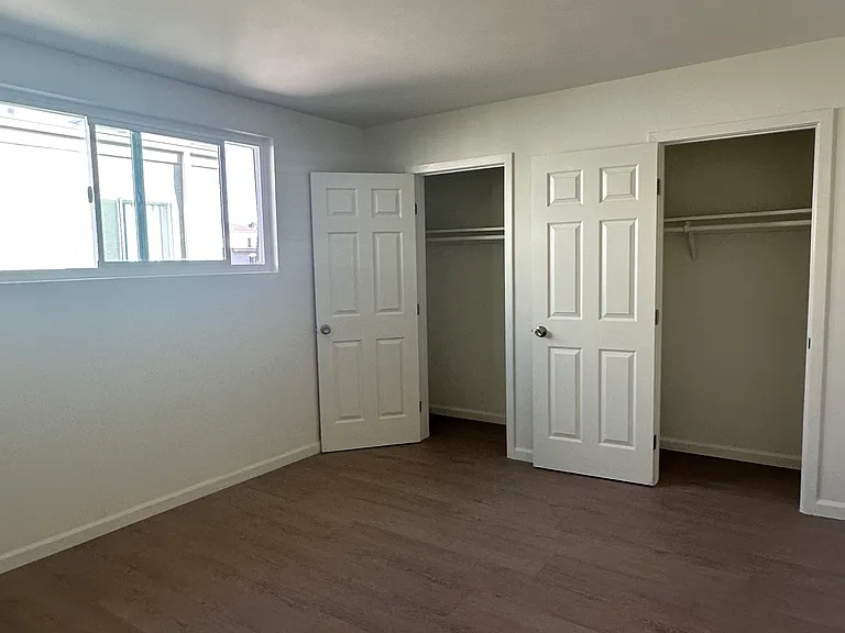 1724 Barry Ave #5 — Photo 9