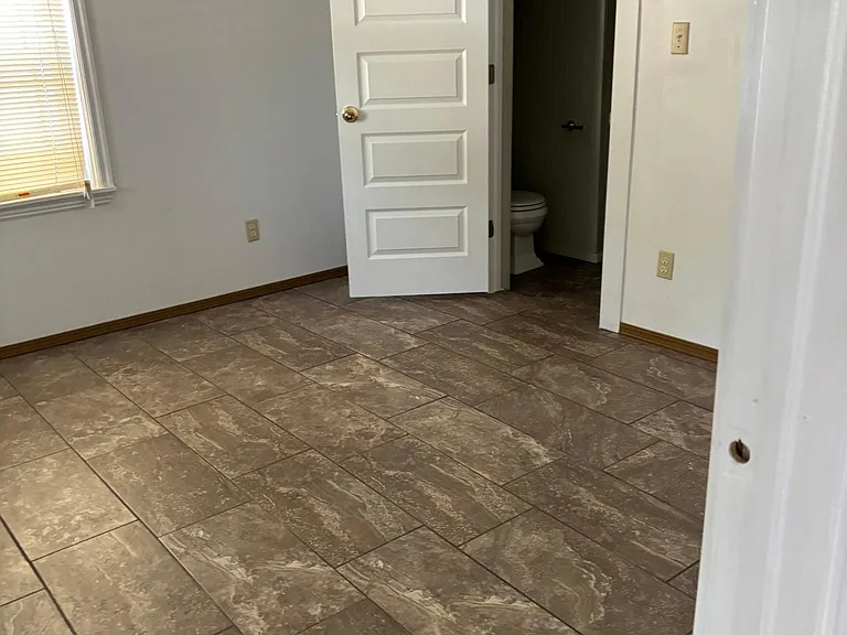 5002 S 29th St #2 & 1 — Photo 7