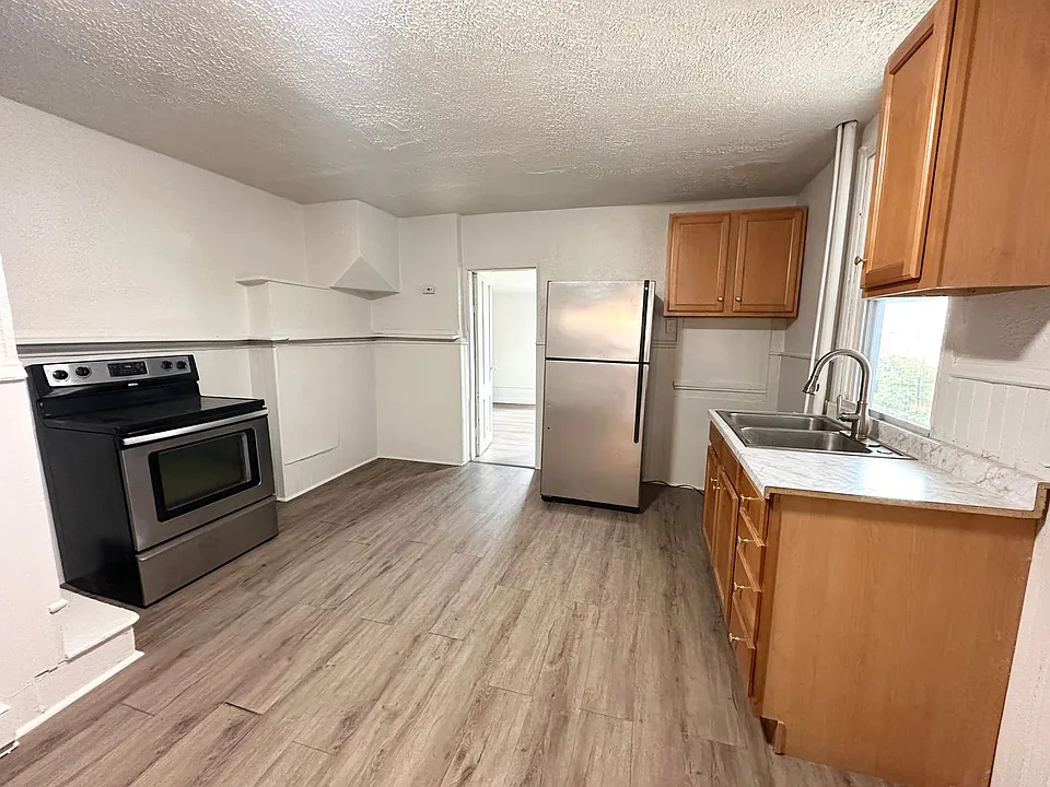 31 N Hartley