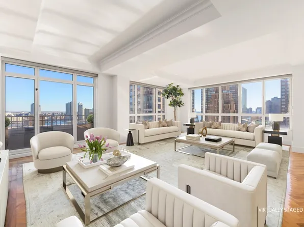 351 East 51st Street image 1 of 8