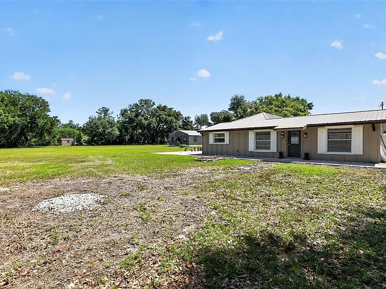 3240 Apfel Rd — Photo 2