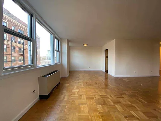 Rented by Bond New York | media 9