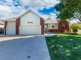 1022 S Sandalwood St, Wichita, KS 67230