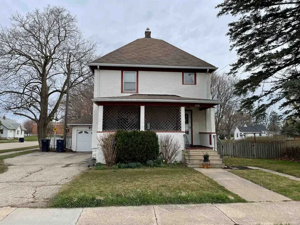 1530 Highland Ave, Janesville, WI 53548