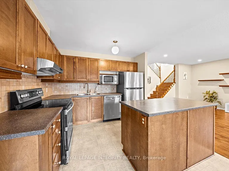 120 Grovemont Dr — Photo 18