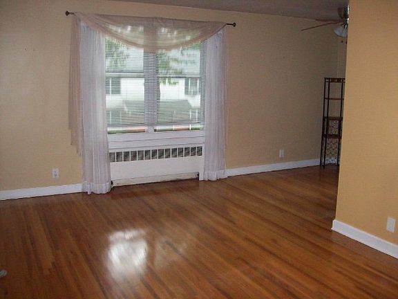 2nd image of 81 Glen Keith Rd APT U