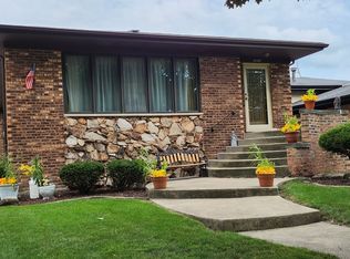 14601 Kolin Ave, Midlothian, IL 60445