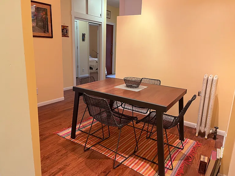 1024 E 52nd St #1 — Photo 6