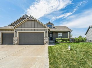 5125 N Athenian St, Wichita, KS 67204