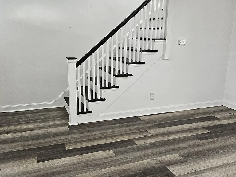 225 N Penn St — Photo 18