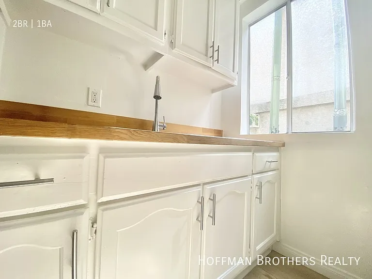 2691 Griffin Ave #5 — Photo 11