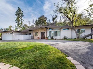 22230 Tiara St, Woodland Hills, CA 91367