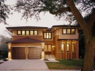 9631 Tripp Ave, Skokie, IL