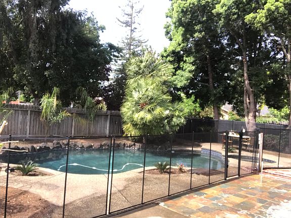 4th image of 11220 Sauk River Ct
