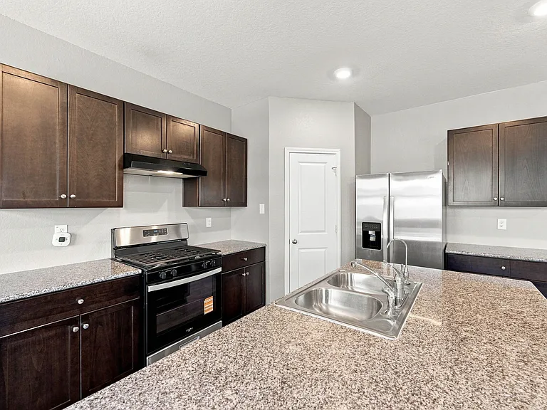 3319 Angus Xing — Photo 16