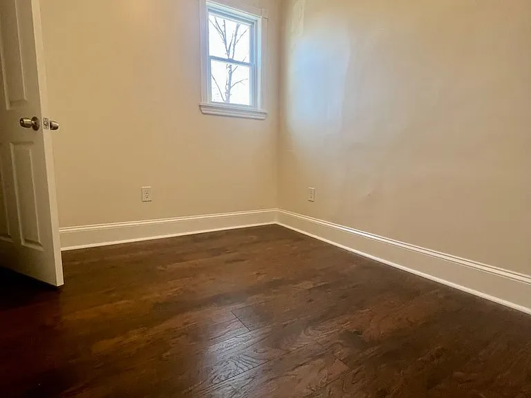 2165 W Grange Ave — Photo 21