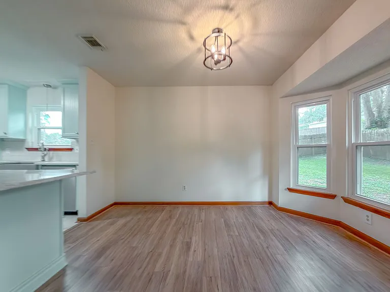 776 Lupine Ln — Photo 11