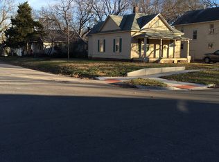 2032 SW Clay St, Topeka, KS 66604