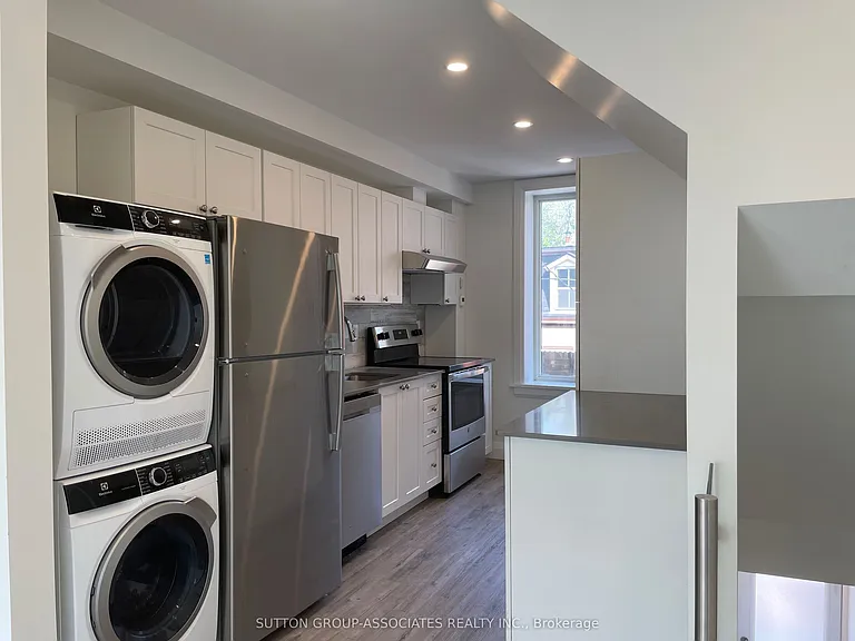 9 Whitaker Ave #2 — Photo 5