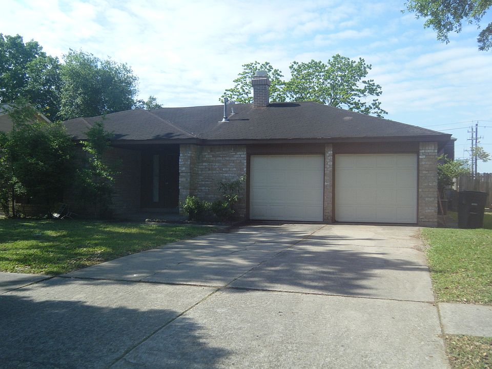 1st image of 12811 Glenwolde Dr