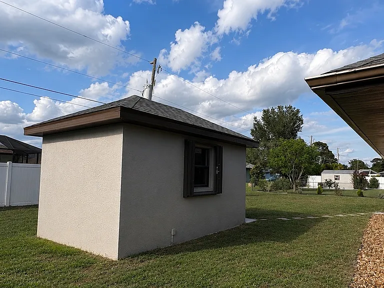 23146 Ambassador Ave — Photo 41