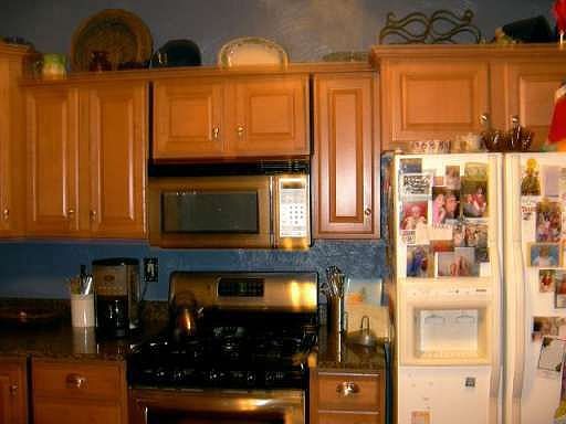 2nd image of 206 N Cave Spring St