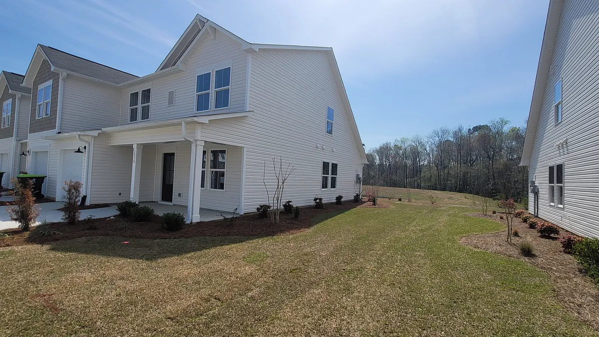 Building Photo - 5070 Northstar Dr