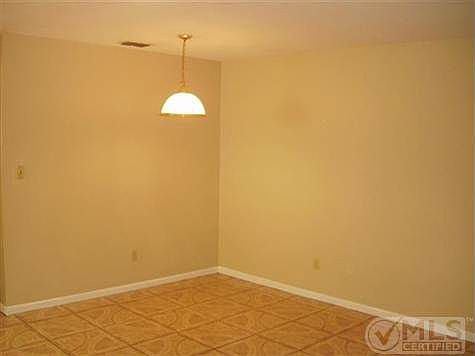3rd image of 1081 Rockbrook Ct #3