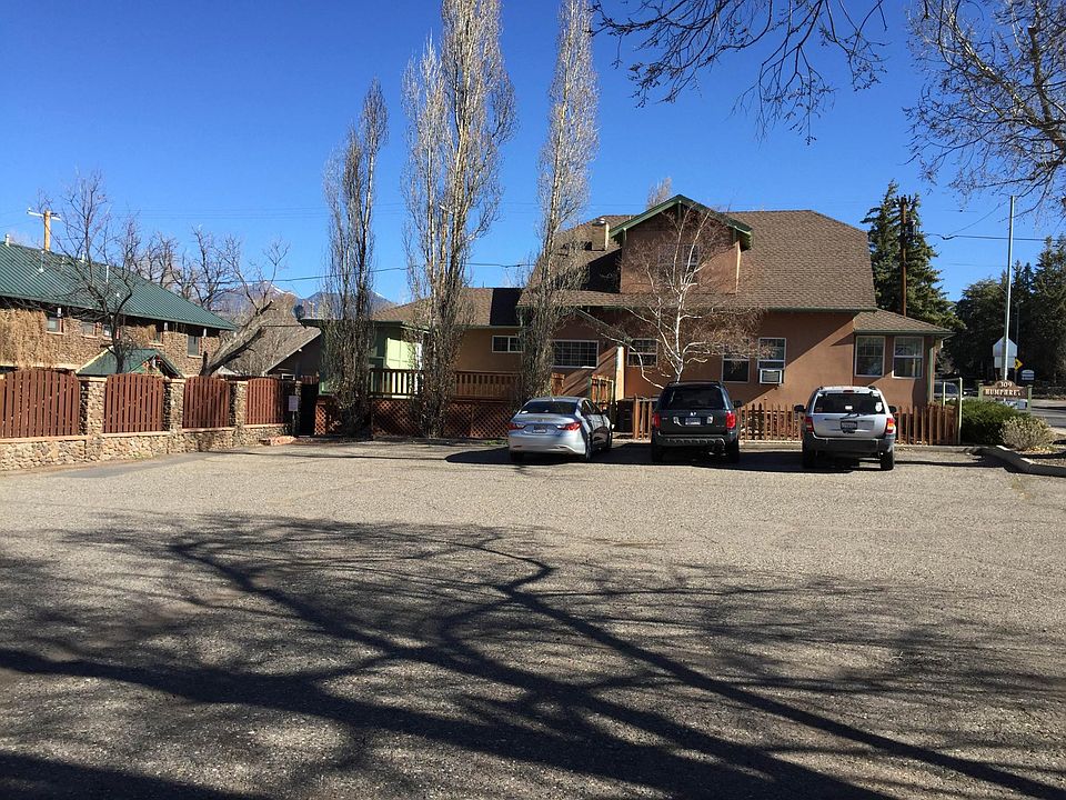 Off-street parking right out front