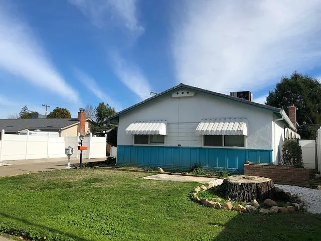 2925 Weston Way photo 1