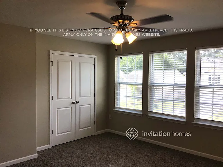 6105 Watsonia Dr — Photo 5