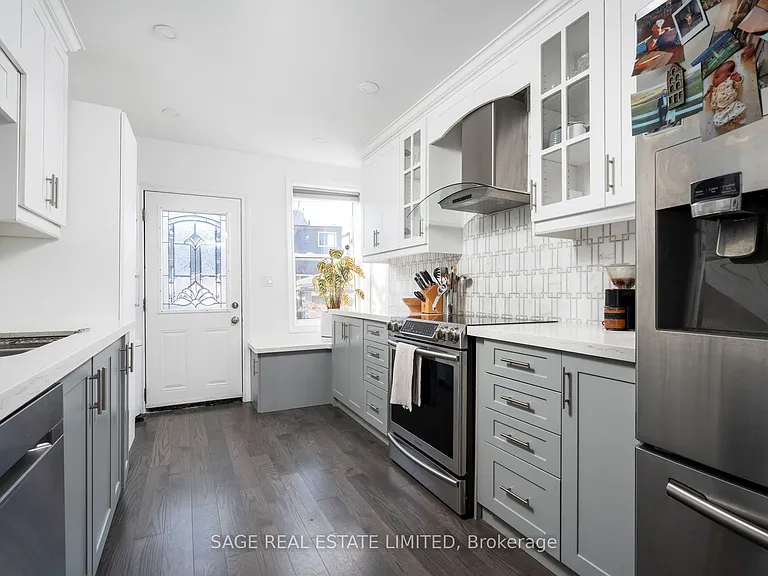 28 Macklem Ave — Photo 8