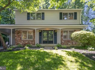 6910 Spur Rd, Springfield, VA 22153