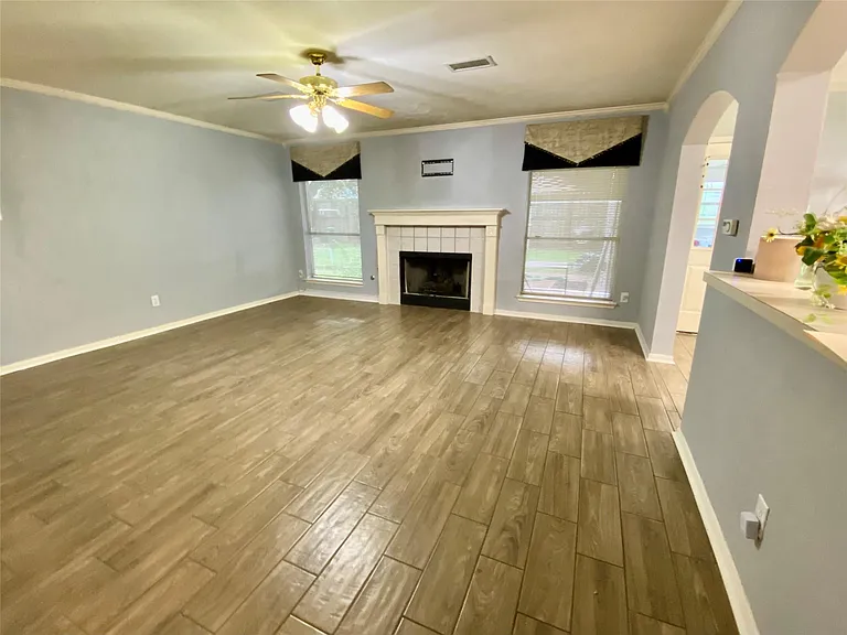 7239 Brockington Dr — Photo 3