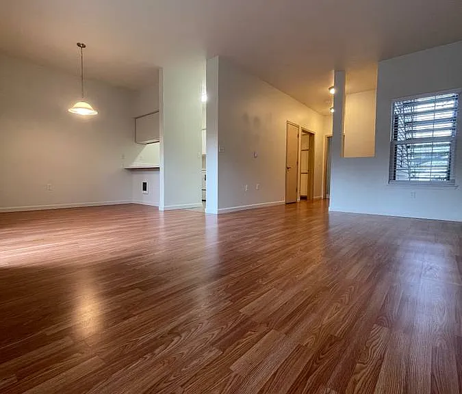 Fountain Valley Apartments — Photo 33