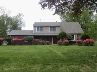 11 Innkeeper Rd, Old Tappan, NJ 07675