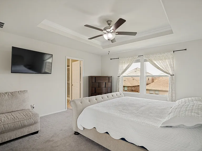 1073 Norias Dr — Photo 15