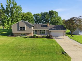 46 Lake Metonga Trl, Grant Park, IL 60940