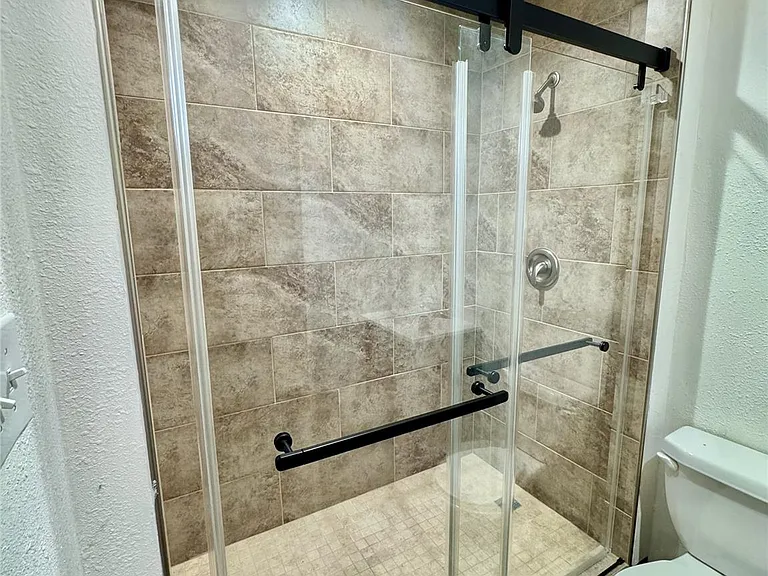 18635 FM 442 Rd — Photo 6