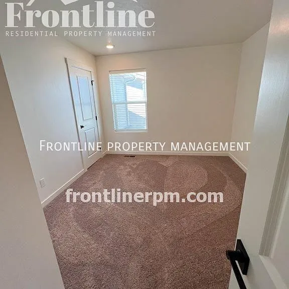 4360 S Redwater Ave — Photo 21