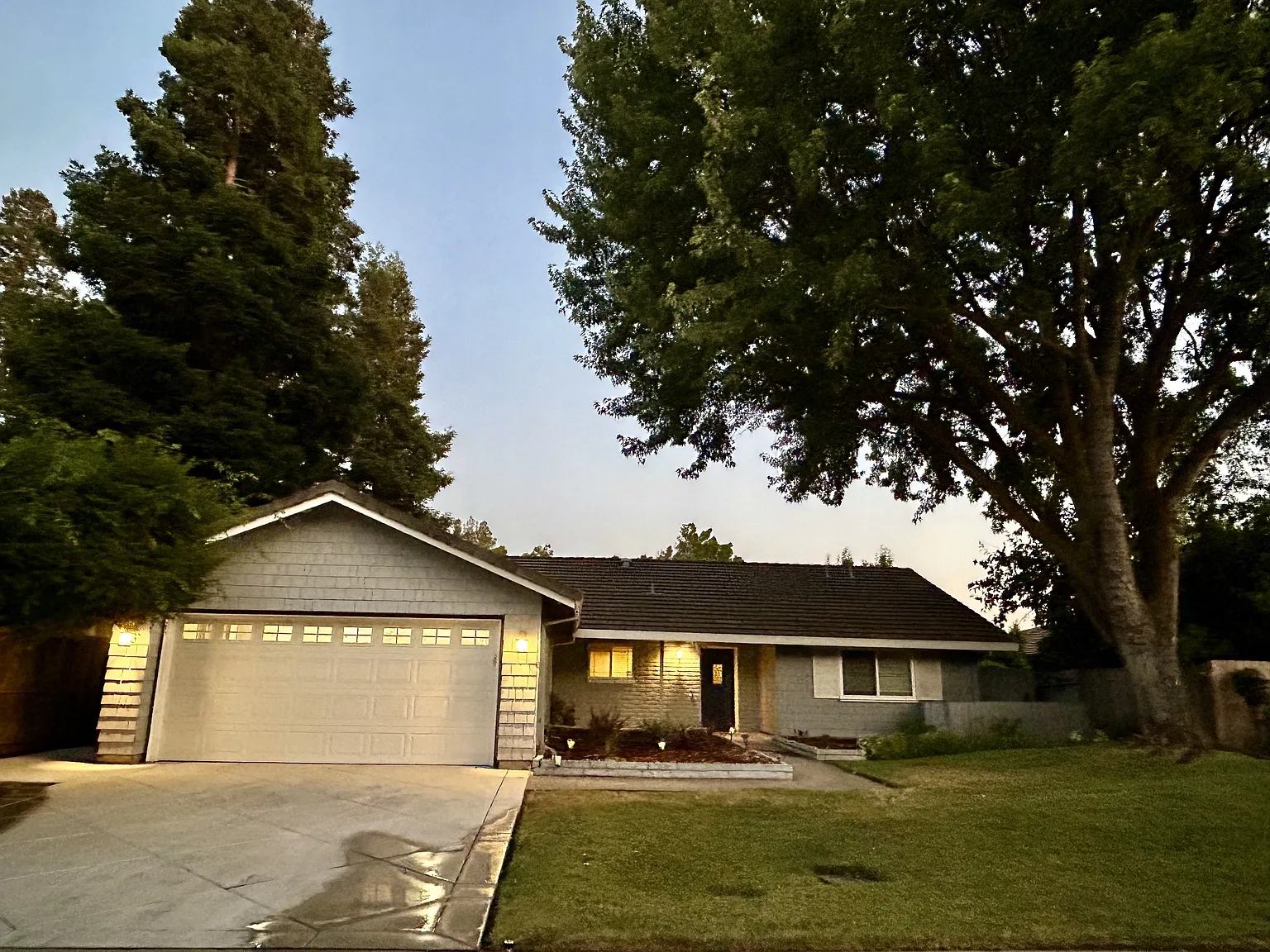 3 bed, 1913 sqft, $3,200 — Photo 1