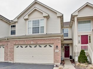 324 Emerald Ln, Algonquin, IL 60102