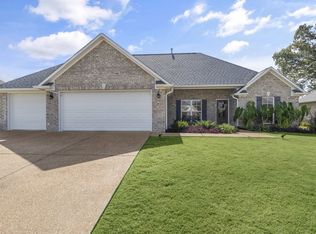 436 Strawberry Ridge Dr, Medina, TN 38355