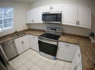 4770 NW 57th Pl, Coconut Creek, FL 33073