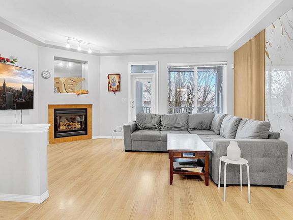 4th image of 7250 144th St #25