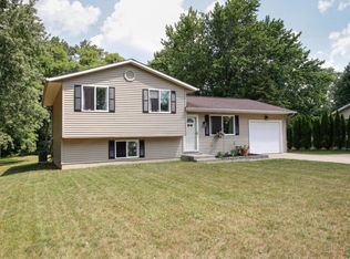 16398 Kipker Rd, Three Rivers, MI 49093